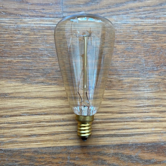 NWT Urbanest ST58 Edison Bulb with E12 Candelabra base - Set of 5 - Picture 6 of 9